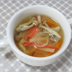 カニカマと野菜のスープ
